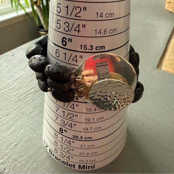 Silpada Black Lava Rock Hammered 925 Sterling Silver Bracelet - Picture 6 of 6